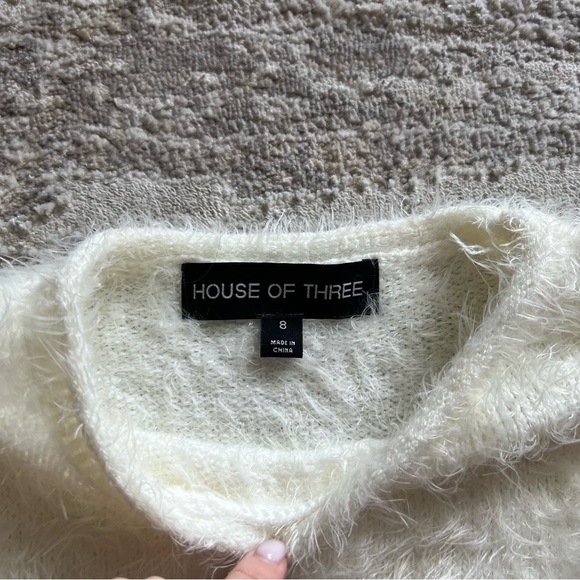 House Of Three Sweater - Picture 2 of 3